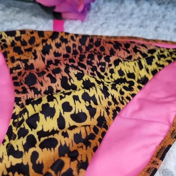 Victoria Secret Bikini removal straps animal print - Picture 9 of 9